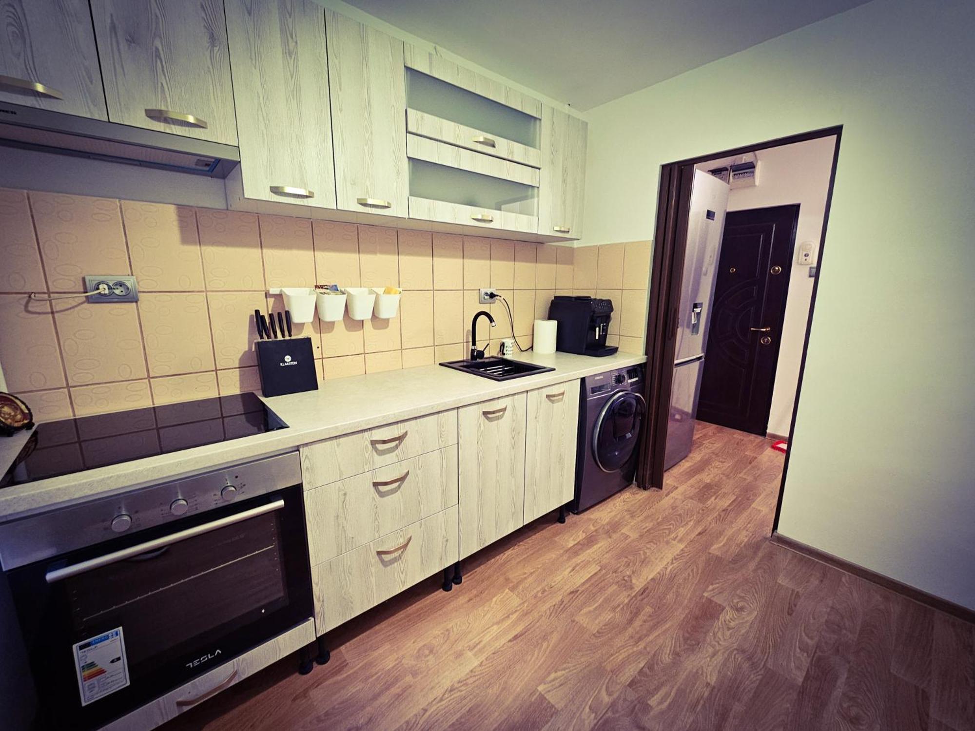 Mony Apartaments โรมาน ภายนอก รูปภาพ